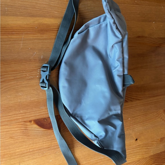 Kelty Gray Waist Pack - Picture 3 of 3